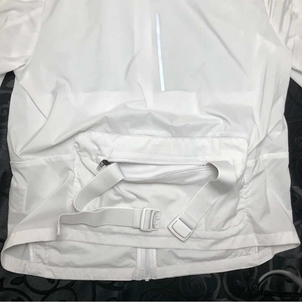 ⭐️NEW⭐️ Nike Shield Crop Running Jacket Women - Picture 14 of 14